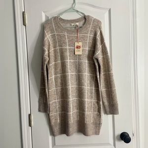 Entro tan and white plaid sweater dress